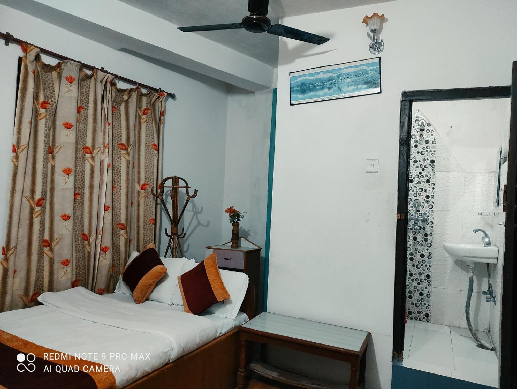 Lake View Lodge Sarangkot Pokhara Extérieur photo