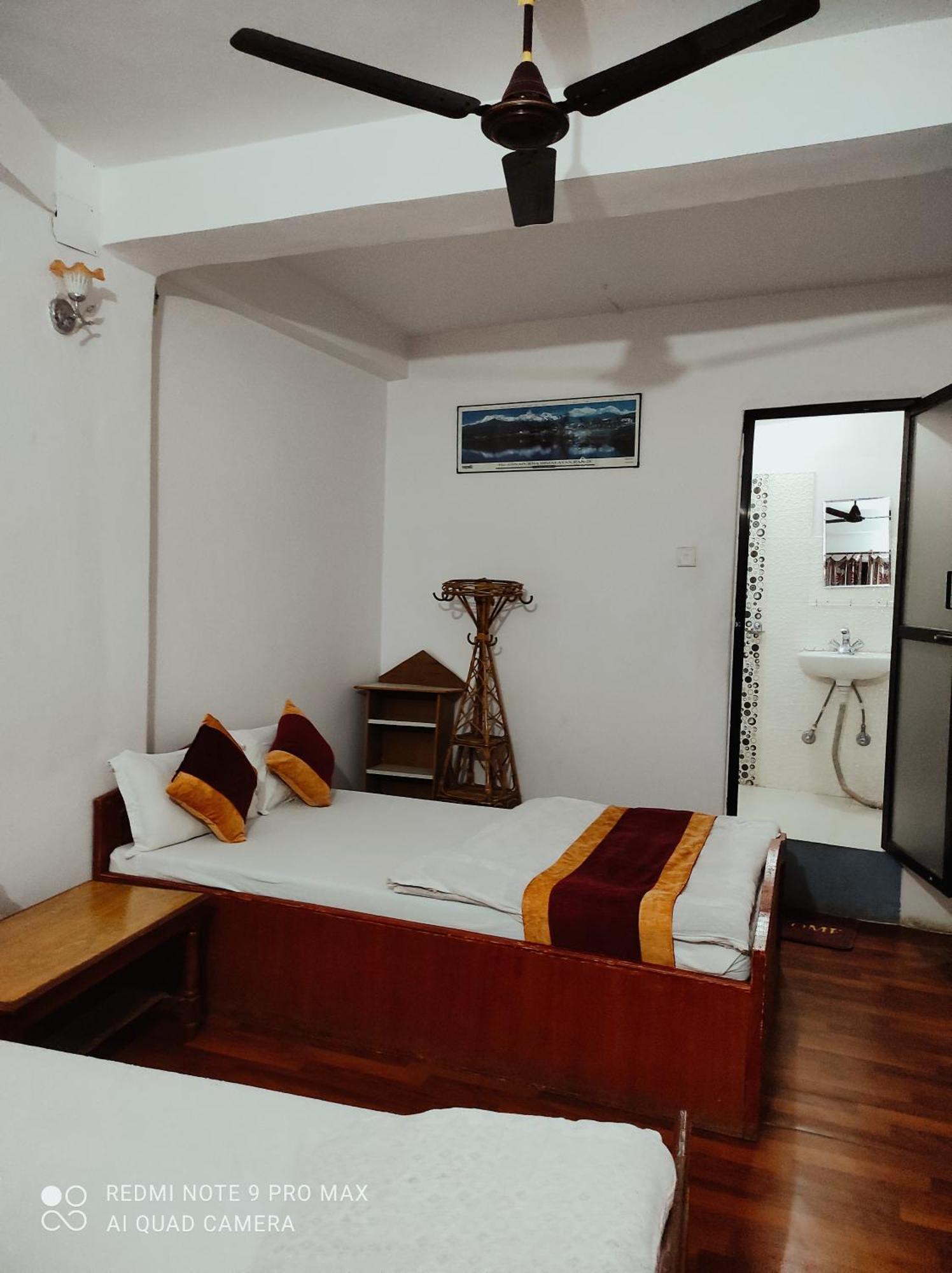 Lake View Lodge Sarangkot Pokhara Chambre photo