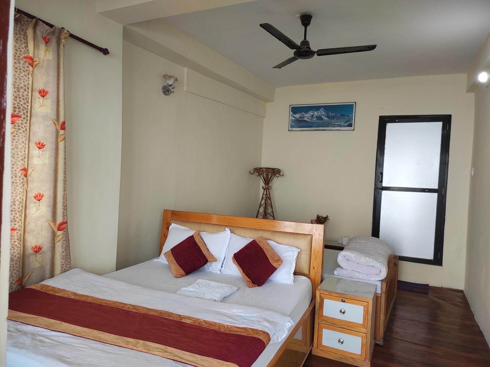 Lake View Lodge Sarangkot Pokhara Chambre photo