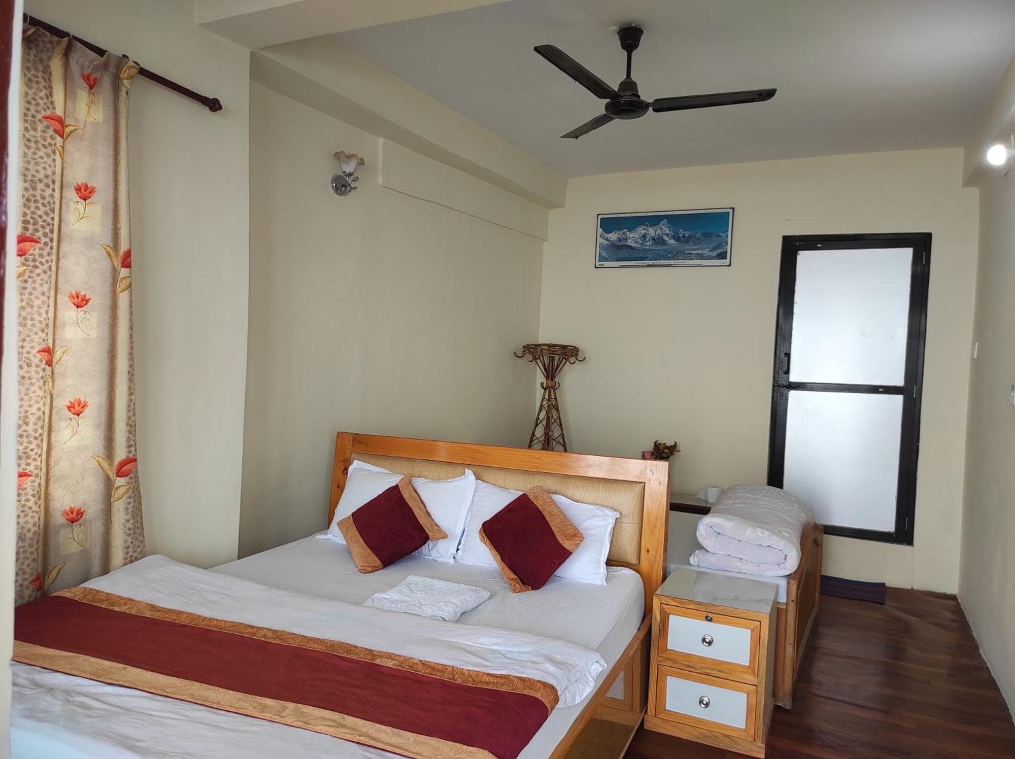 Lake View Lodge Sarangkot Pokhara Chambre photo